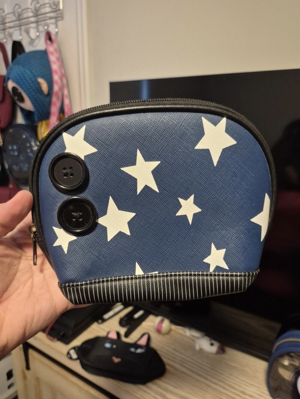 Coraline star sweater cosmetic pouch